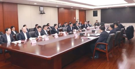 王劍鋒調研徐礦集團 全力支持加快新型綜合能源與現(xiàn)代產業(yè)體系建設